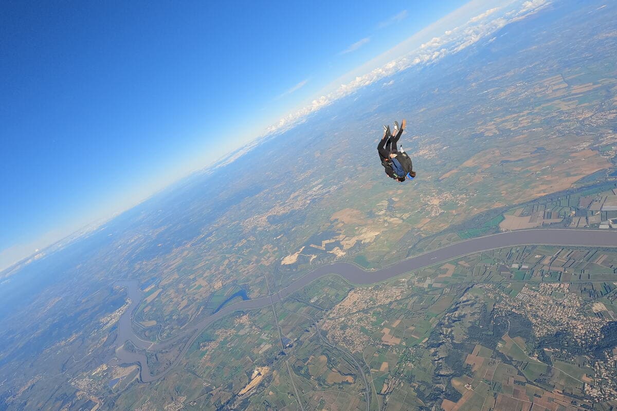 Saut en parachute à Avignon | Volomax Pujaut